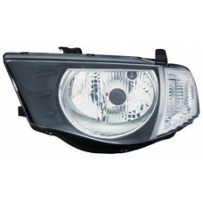 Фара ліва Mitsubishi L200 05- (пр-во DEPO). 214-1180L-LDEMC