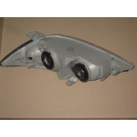 Фара правая TOYOTA CAMRY -06 (TYC). 81110AA060