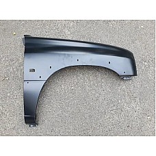 Крило праве Suzuki Grand Vitara 98-05 з отв. під рант (LKQ) 5861165DC0