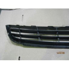 Решітка бампера переднього середня VW JETTA 11-14 (TEMPEST). 051 5747 910