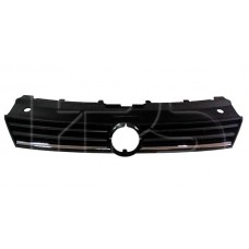 Решітка радіатора VW POLO V 15-18 HB з хром. молдингом (FPS). 6C0853651RYP